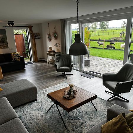 Vakantiewoning Le Garaazje 'S-Gravendeel Экстерьер фото