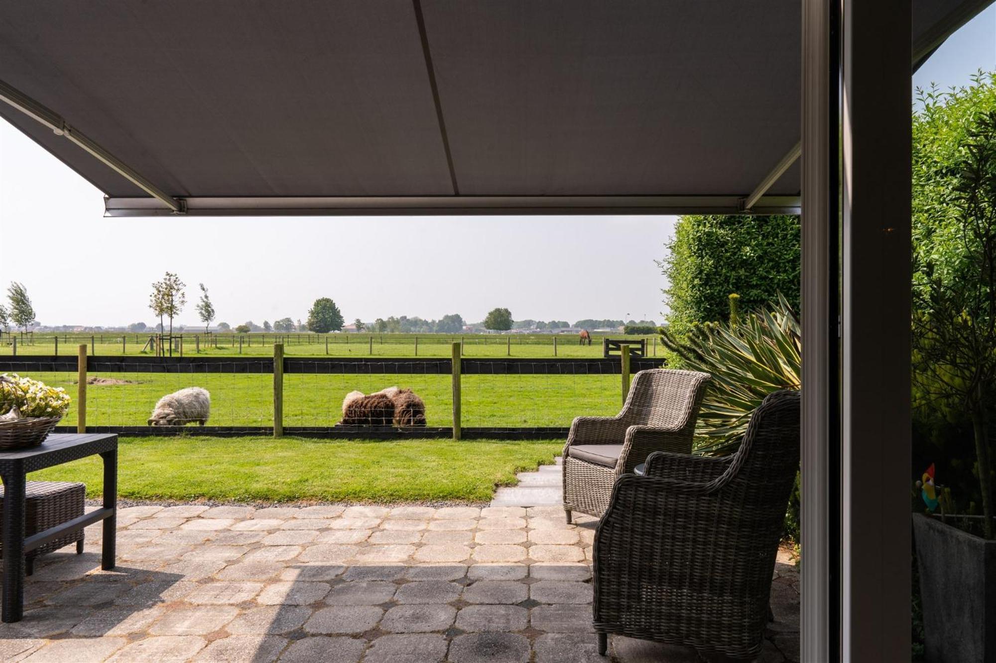 Vakantiewoning Le Garaazje 'S-Gravendeel Экстерьер фото