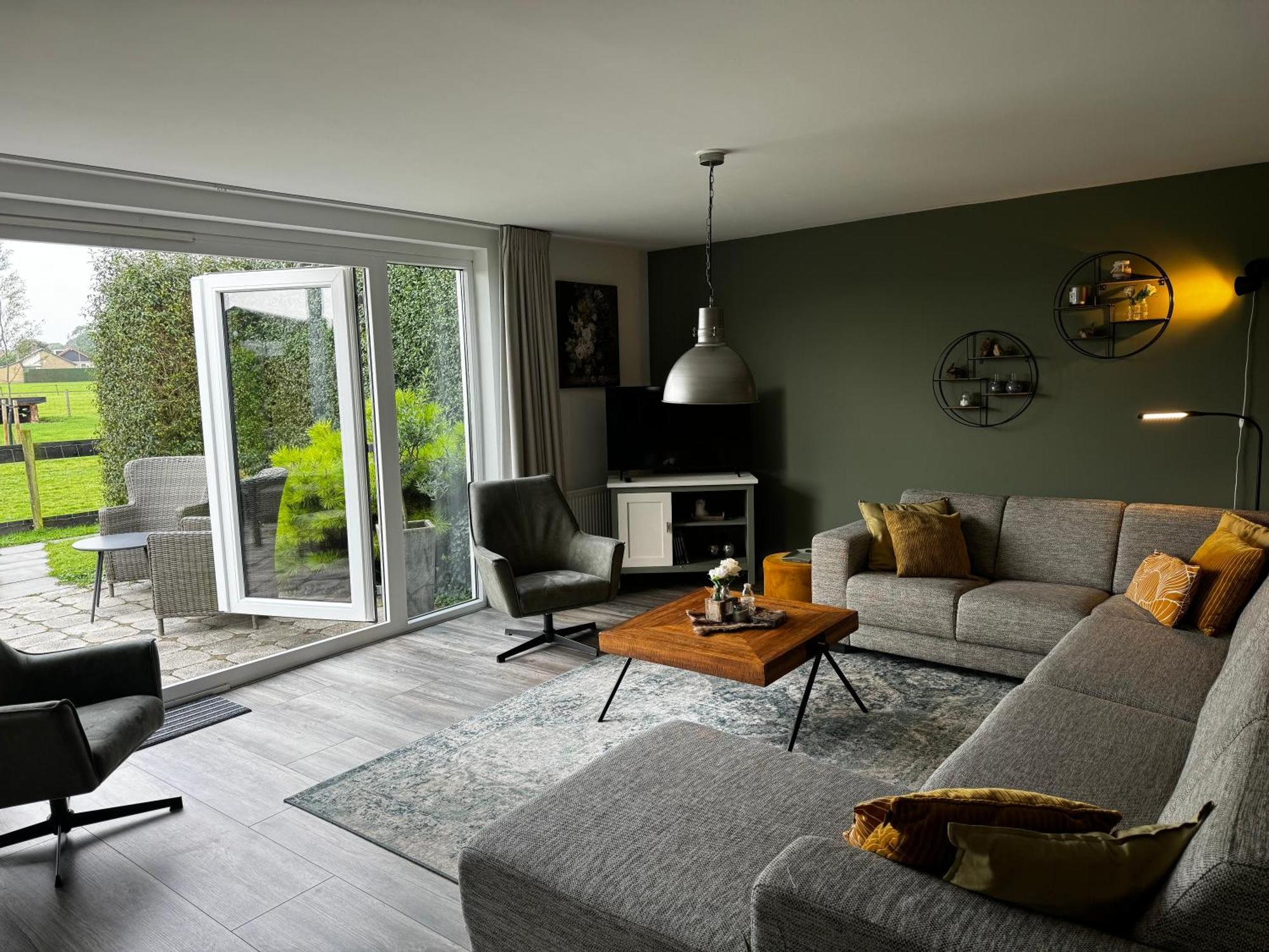 Vakantiewoning Le Garaazje 'S-Gravendeel Экстерьер фото