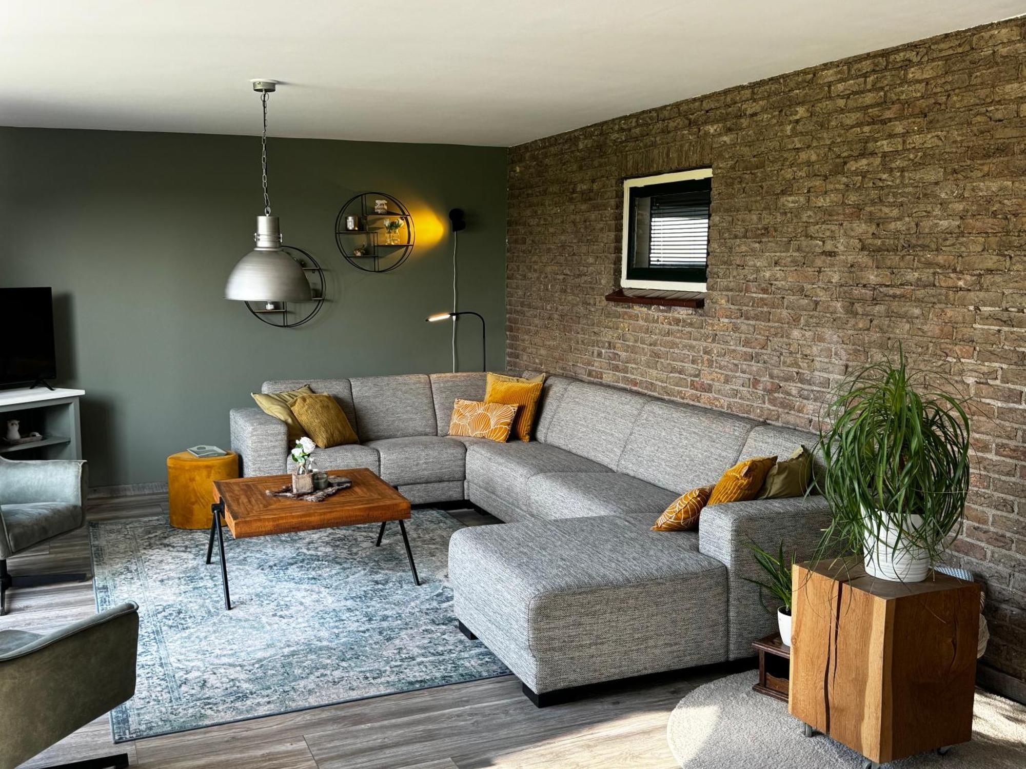 Vakantiewoning Le Garaazje 'S-Gravendeel Экстерьер фото